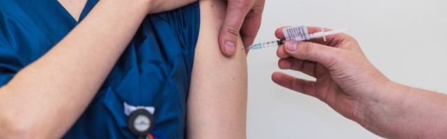 Tartu professor vastab: kuidas saada hakkama vaktsineerimise kõrvalnähtudega?