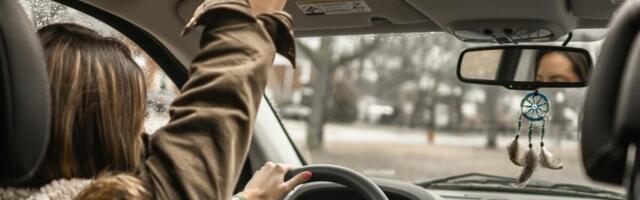 Töötajad otsivad lisatööd ja kaaluvad ümbrikupalka, kuid autost ei loobu