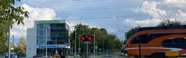 Eesti Raudtee korrastab tänavu 100 raudtee ülekäigukohta