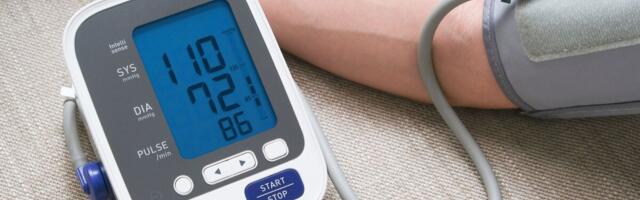 Uuring: vererõhku ei peaks mõõtma istuvas asendis