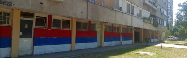 VIDEO Mićin i Vučević uz snimak crtanja trobojki na Limanima: "Građani neće dozvoliti skrnavljenje zastave"