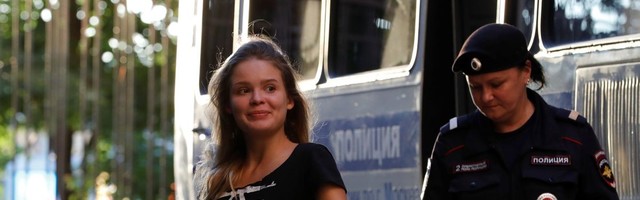 Moskvas võeti kinni Pussy Rioti liige Veronika Nikulšina