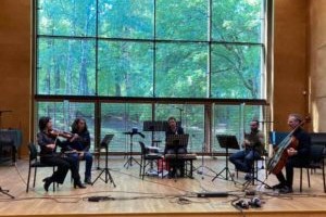 Piiramatut piiritledes