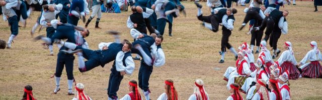 Algasid XIII noorte laulu- ja tantsupeo omaloomingu korjetalgud