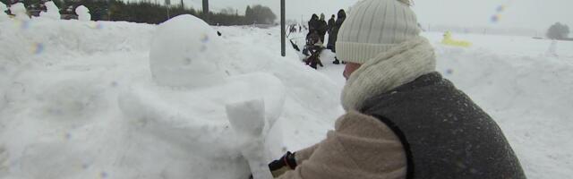 Reporter: Järvamaal Väätsal peeti lumememmede paraadi