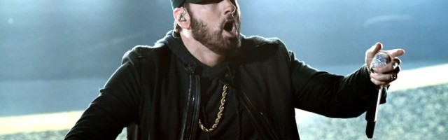 Eminemi superfänn sooritas maailmarekordi: tema keha katavad mitmed muusiku portreepildid