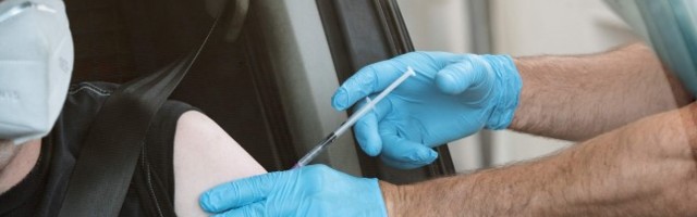 Rootsi: teine vaktsiinisüst tehtagu kiiremini!