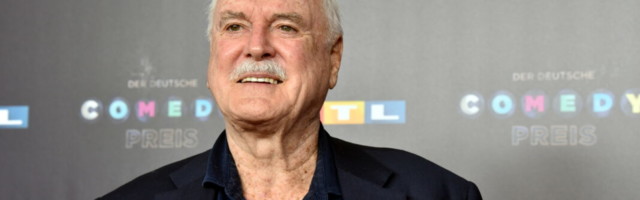 Koomik John Cleese võttis sõna Šotimaal planeeritava vihakõneseaduse vastu