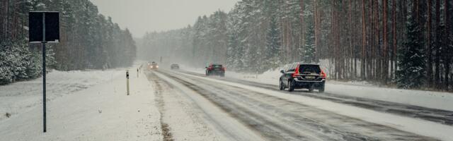 Transpordiamet hoiatab: teeolud on üle Eesti jätkuvalt väga rasked