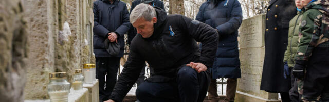 LINNAJUHID MÄLESTASID JAAN POSKAT TEMA 160. SÜNNIAASTAPÄEVAL