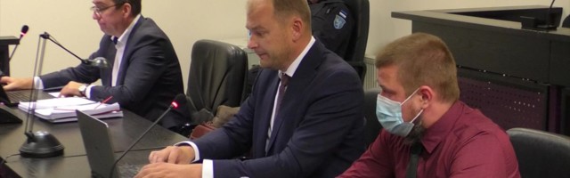 Reporter: Matusebüroo põletajad kohtu ees