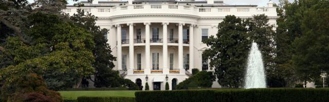 USA riigidepartemang jagab stipendiume Pakistani transgenderist noorukitele 