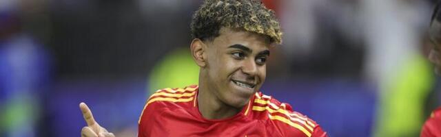 Juba lahus? Noore jalgpallistaari Lamine Yamali äsja avalikuks tulnud suhe on karil 