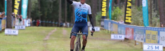 Narva-Jõesuust pärit Gleb Karpenko võitis Tartu rattamaratoni