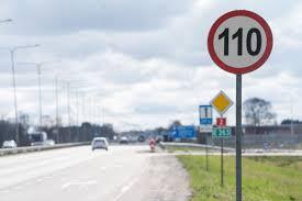 Homsest algab piirkiiruste tõstmine eraldatud sõidusuundadega riigiteedel