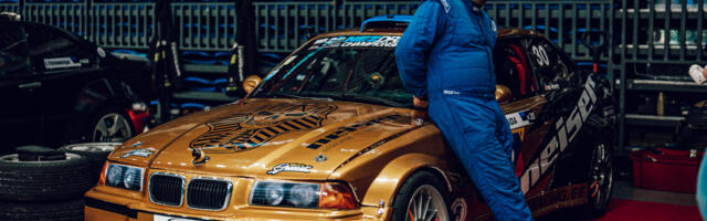 Live-ülekanne: Eesti driftiäss Ao Vaida stardib täna Red Bull Car Park Drifti maailmafinaalis Omaanis