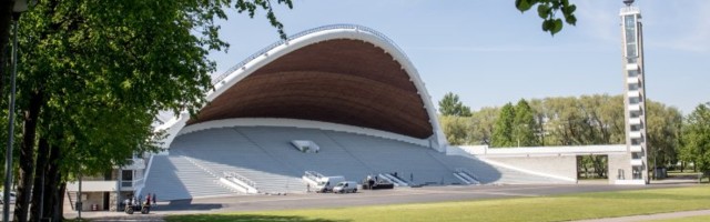 Laulukaart püüti tahtlikult põlema süüdata