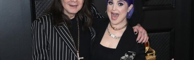 LIIGUTAVAD SÕNAD: Kelly Osbourne katkestas isa surma järel vaikuse