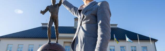 Stoilise rahuga keset tuulikusõda: kui rahvas tahab laimajaid võimule, siis see on nende õigus