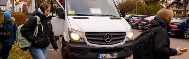 Populaarne Merivälja koolibuss alustas sõiduringidega