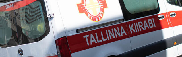 В Ласнамяэ автомобиль сбил на пешеходном переходе 76-летнюю женщину