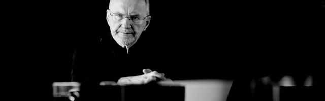 Suri muusika- ja teatriakadeemia kauaaegne rektor Peep Lassmann