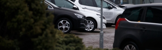 Uute sõiduautode turul jätkus suur langus ka mais