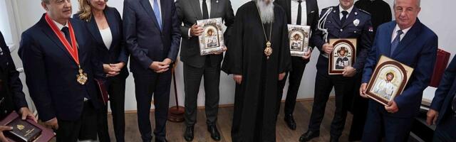 Dačić odlikovan Ordenom svetih novomučenika kragujevačkih prvog stepena