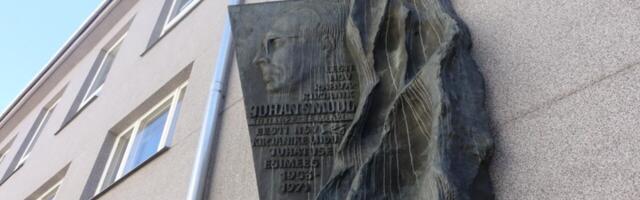 Kirjanikud Smuul ja Vaarandi osalesid aktiivselt küüditamisprotsessis