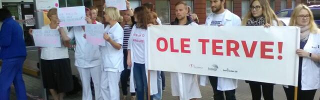 Arstide liit toetab hoiatusstreigis osalevaid õpetajaid