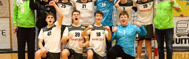 Noor­mees­te võit­lus­ta­he tõi  Aru­kül­la Ees­ti kä­si­pal­li­ka­ri­ka