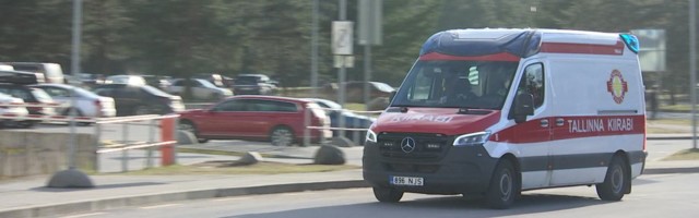 Reporter: Tallinn käivitab pilootprojekti, kus kiirabi eribrigaad, hakkaks haigete laste juurde koju sõitma