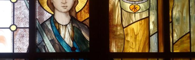 Ehituse ja kabaree kaudu vitraažide juurde. „Kunstiga mõistad end ebamugavasse ellu“