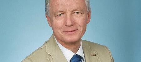 Riiklikud tervisekindlustusseltsid liidus poliitiliste ja farmaatsiahuvidega