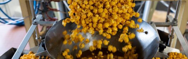Eesti snäkitootja sai Rootsist tellimuse 1,8 miljonile popkornipakile