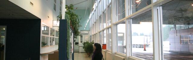 Vene kodanik koos lapsega olid Eestis ühe päeva ettenähtust enam, said trahvi ja pika sisenemiskeelu