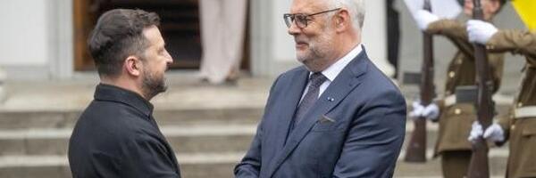 Ukraina president tippkohtumisel Tallinnas