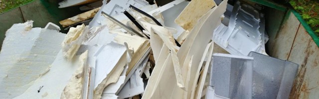 Kalmistu prügistaja sai 800 eurot trahvi
