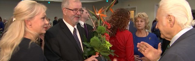 Reporter: Aasta isaks valitud Arvi Karotam lõi Eesti naiste toetuseks fondi