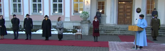 Reporter: President Kersti Kaljulaid nimetas päikesetõusul ametisse Kaja Kallase uue valitsuse
