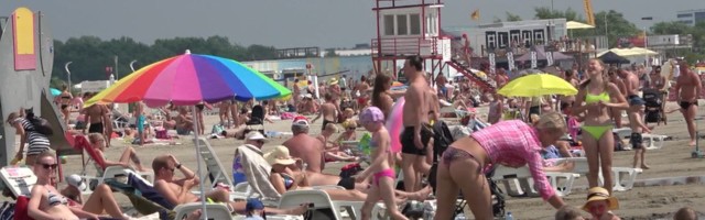 Reporter: Pärnu ranna liiv taas puhas! Ööga sõeluti läbi kogu valvatav rand