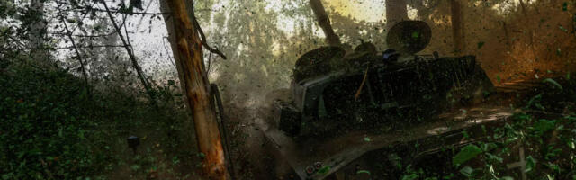 Teet Kalmus: Ukraina uputas järjekordse Vene sõjalaeva, mujal rinnetel jätkuvad Venemaa rünnakud