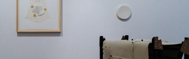 Kati Saarits uurib uuel näitusel kodu, käsitööd ja kohalikku esemelist kultuuri