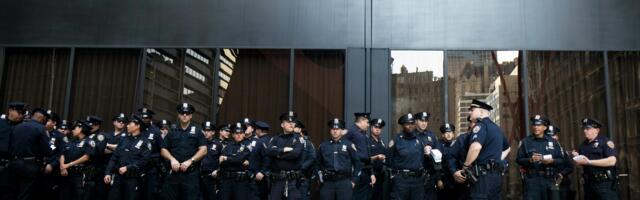 USA on sundvaktsineerimise tõttu politseinikest tühjenemas