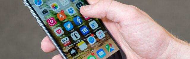 Mees süüdistab Apple’it selles, et naine avastas ta vestlused prostituutidega 