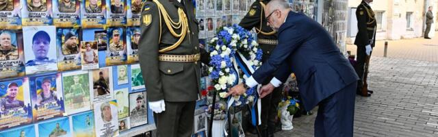 President Alar Karis Kiievis: on aeg Ukrainale saadetud relvade kasutamisele piirangud tühistada, jõustagem ka oma punased jooned