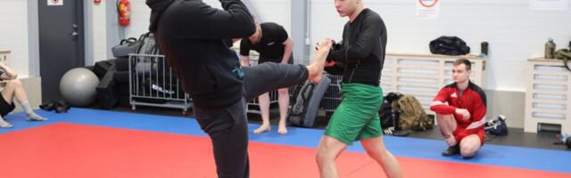 Kaitseväe käsivõitluse kursus aitab kasvatada sõdurite julgust, initsiatiivi ning valmidust kaitselahingus