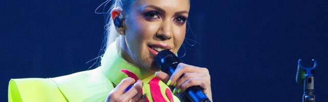 Iseseisvuspäev palmide all! Laura Põldvere kostitab Tenerife eestlasi vabariigi aastapäeva puhul kodumaise muusikaga