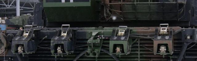 Reporter: Pärast aastast vaheaega peetakse Vabariigi aastapäeval taas Kaitsejõudude paraadi