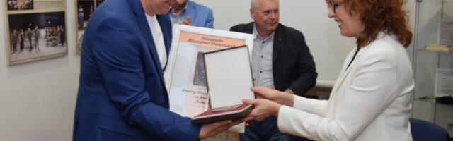 Uručena nagrada "Živojin Pavlović": Prvi laureat Enes Halilović